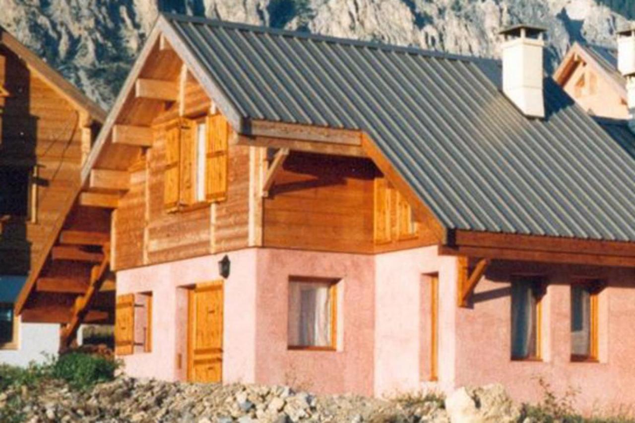 Chalet Le Melezin Hameau Des Chazals Nevache Hautes Alpes Exteriér fotografie
