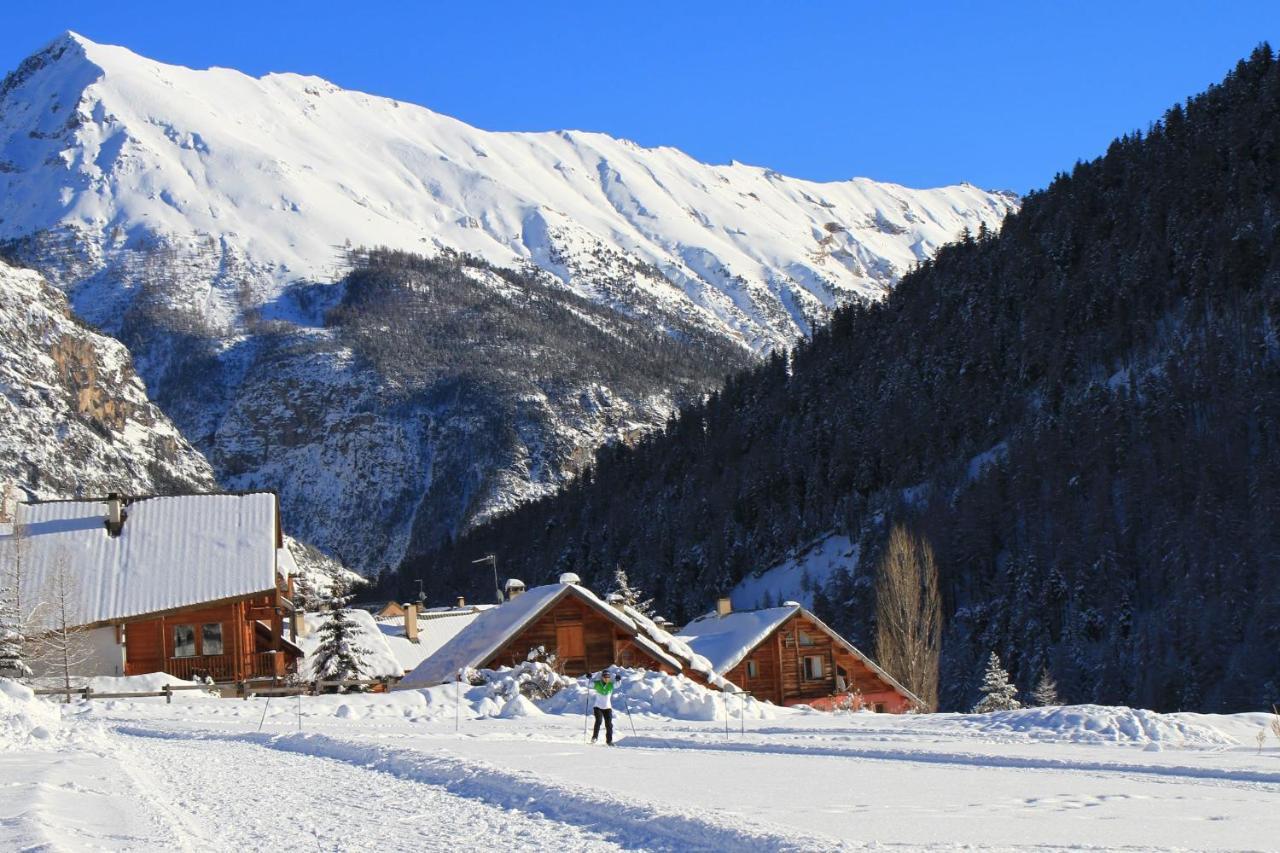 Chalet Le Melezin Hameau Des Chazals Nevache Hautes Alpes Exteriér fotografie
